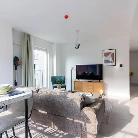 New 2br W Parking #31 Апартаменты *