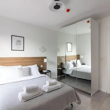 New 2br W Parking #31 Апартаменты