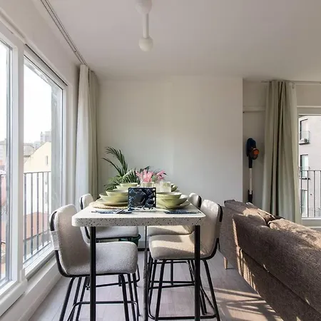 New 2br W Parking #31 Апартаменты *