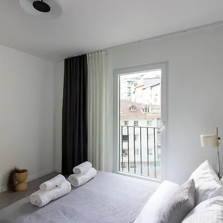 New 2br W Parking #31
